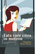 Fata care citea in metrou